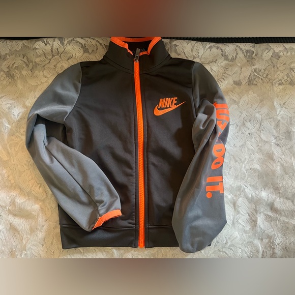 Nike Toddler Track Suit Size 4 - Picture 2 of 5